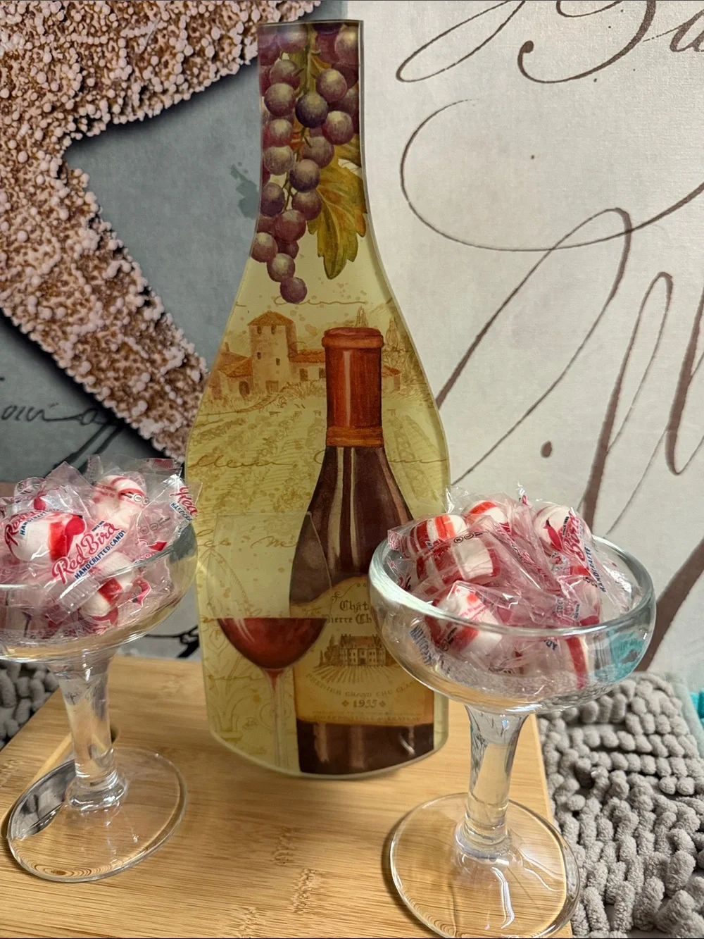 2 Unbranded  Candy filled Party Glass’s & wine spoon rest. Gift set.